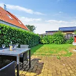 Anais - 1-6km From The Sea By Interhome *